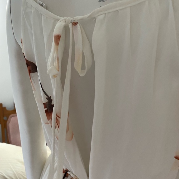 Flowy floral maxi dress - Picture 4 of 6